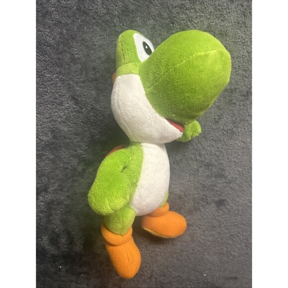 Yoshi Plush Super Mario Doll 10” Green Red Shell 2018 - Picture 4 of 6